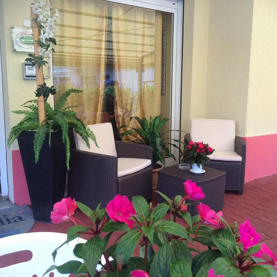 Hotel Claudia Loano Esterno foto